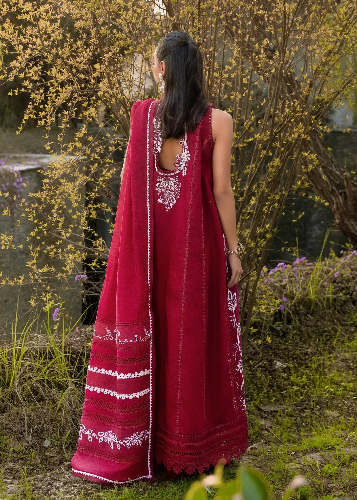 A HANDMADE TALE-D5A | Flow By Crimson Lawn'26 | CRIMSON
