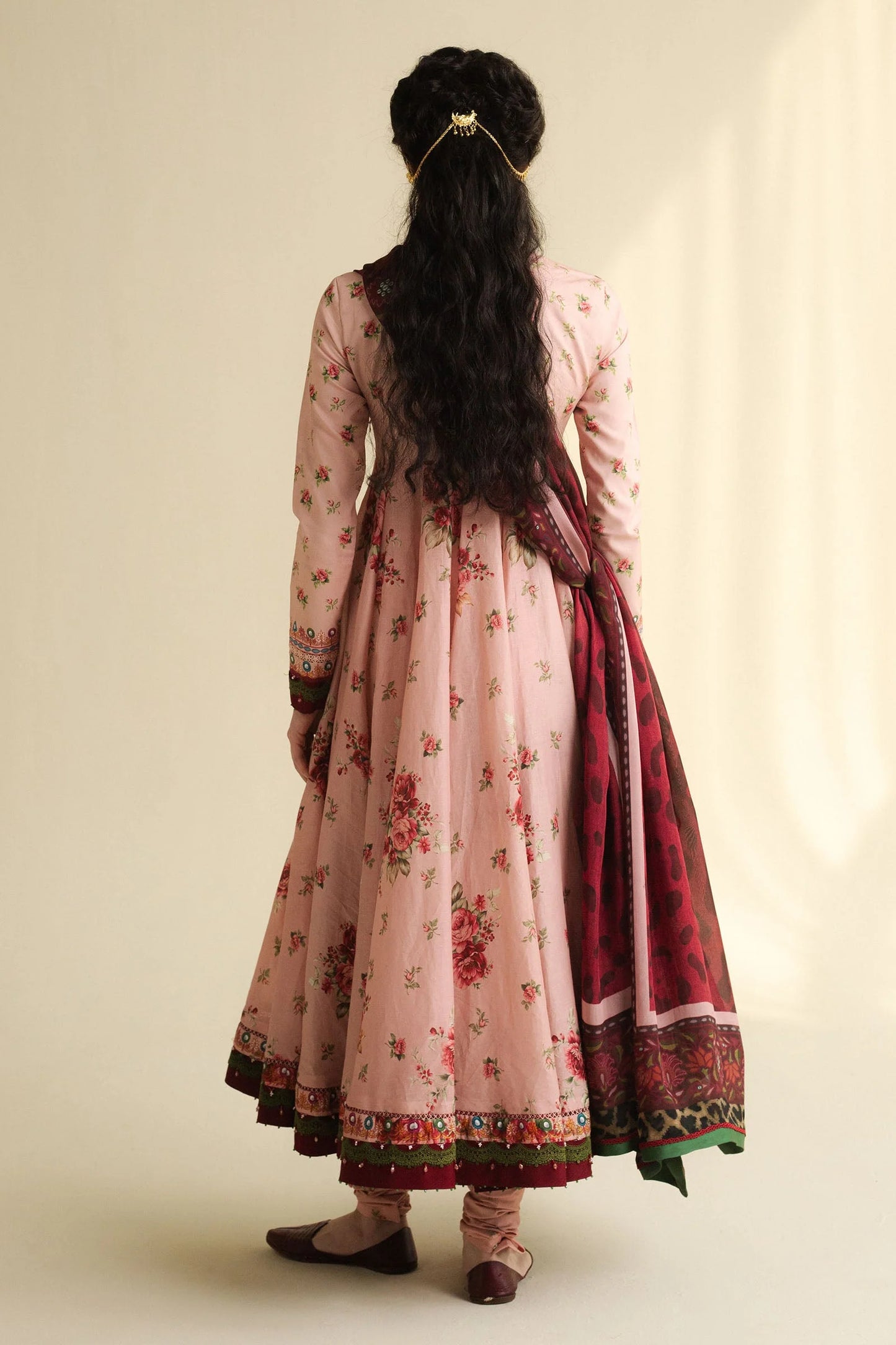 GULNAAR-D5 Zara Shahjahan