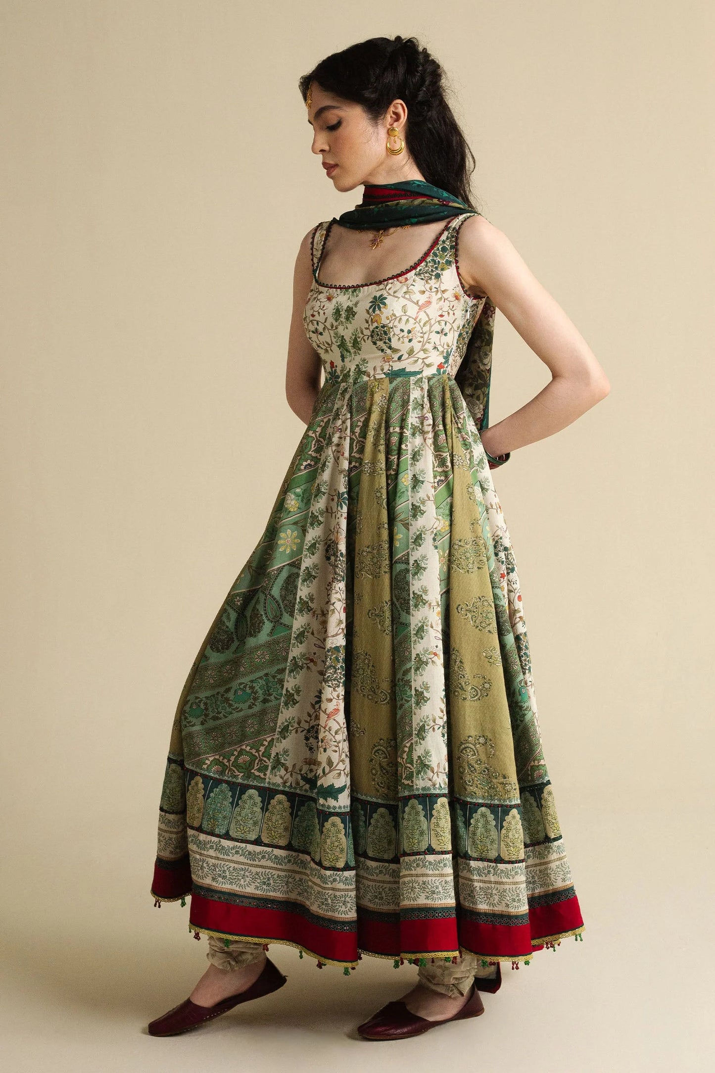 SAAWAN-D2 Zara Shahjahan