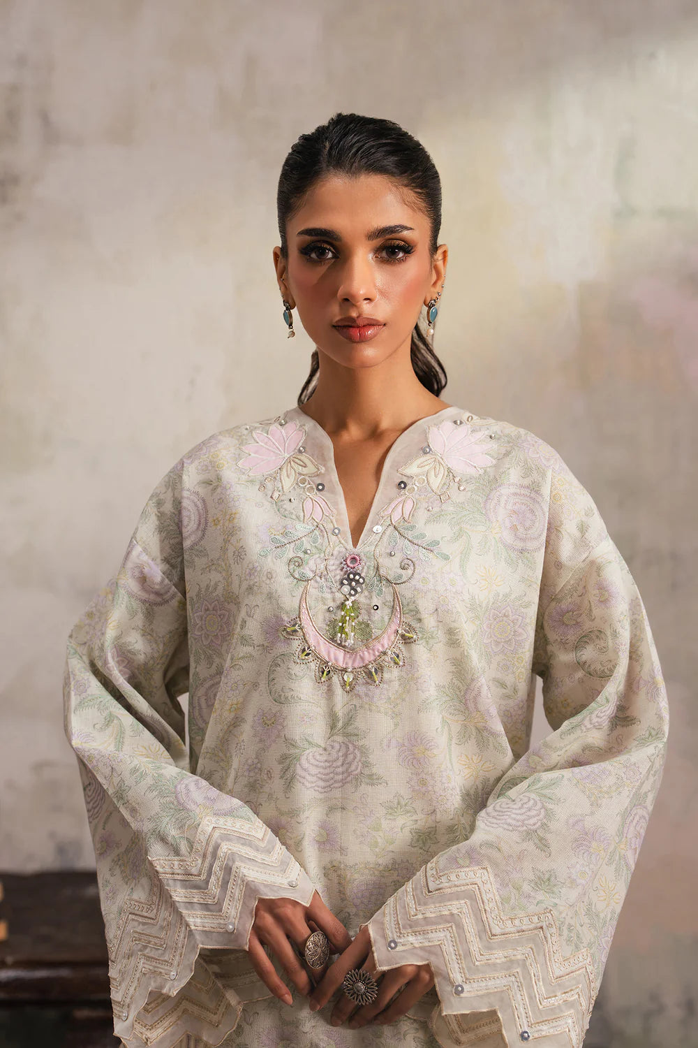 EMBROIDERED SUIT