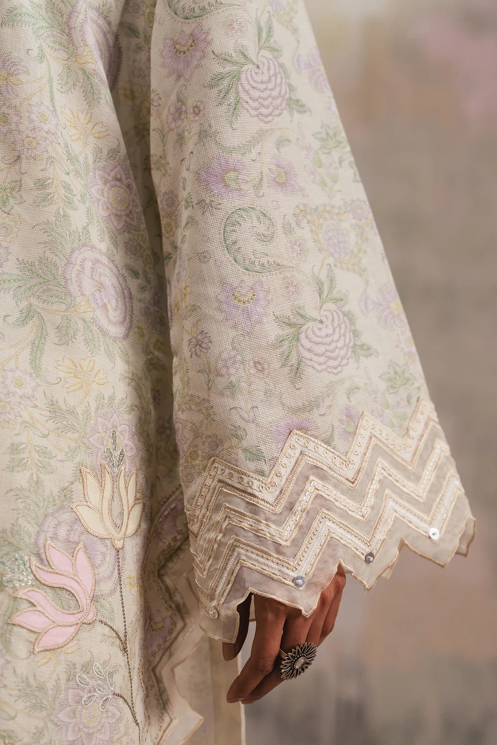 EMBROIDERED SUIT