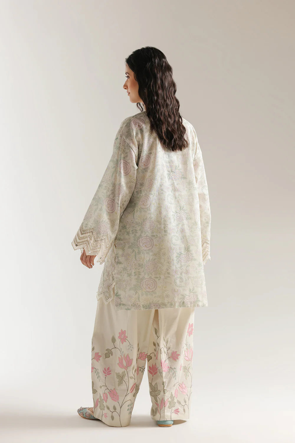EMBROIDERED SUIT