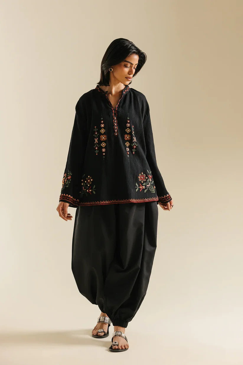 JET BLACK | E0745/119/902 | BOHO NEW LOOKBOOK | Ethnc