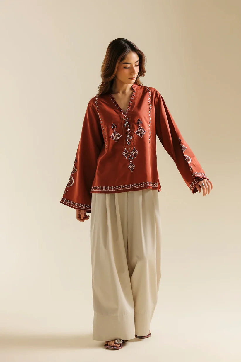 TRUE RED | E0825/119/308 | BOHO NEW LOOKBOOK | Ethnc