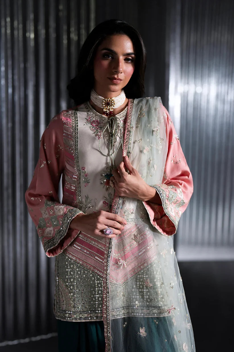 POWDER CORAL | E1037/104/327 | Women Boutique 29 June ‘26 | Ethnc