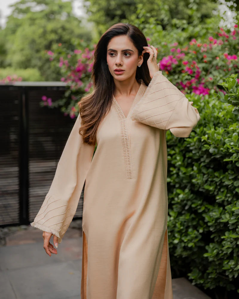 Beige Dusk Set | New Arrivals | LIRA