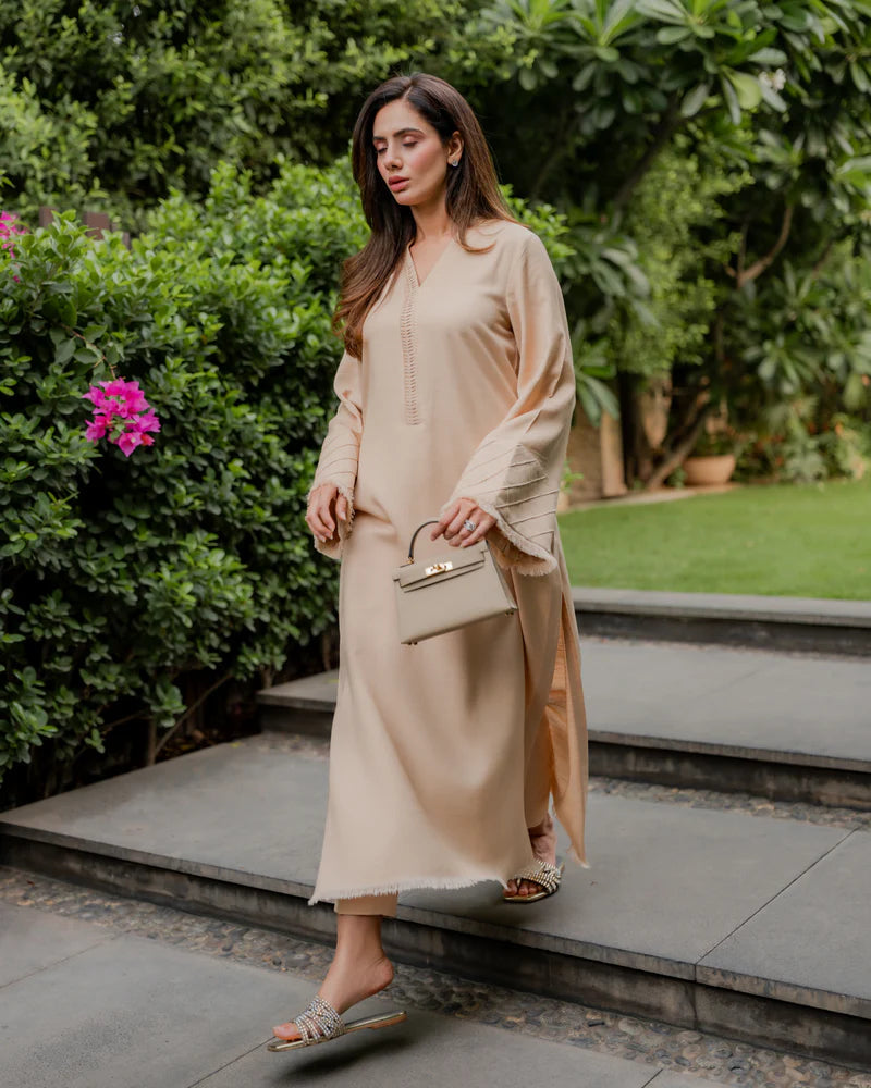 Beige Dusk Set | New Arrivals | LIRA