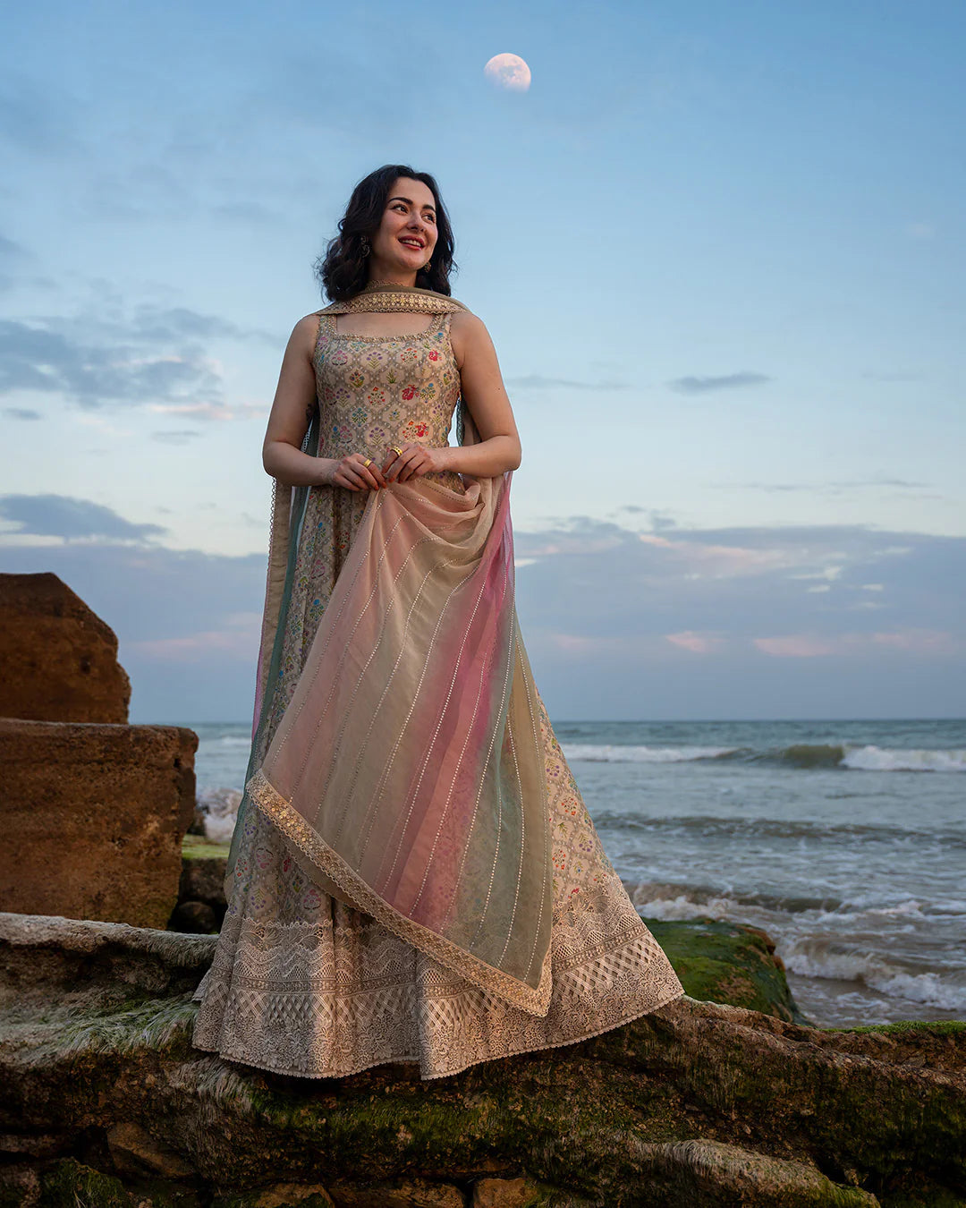 Naavah | Reina | Faiza Saqlain