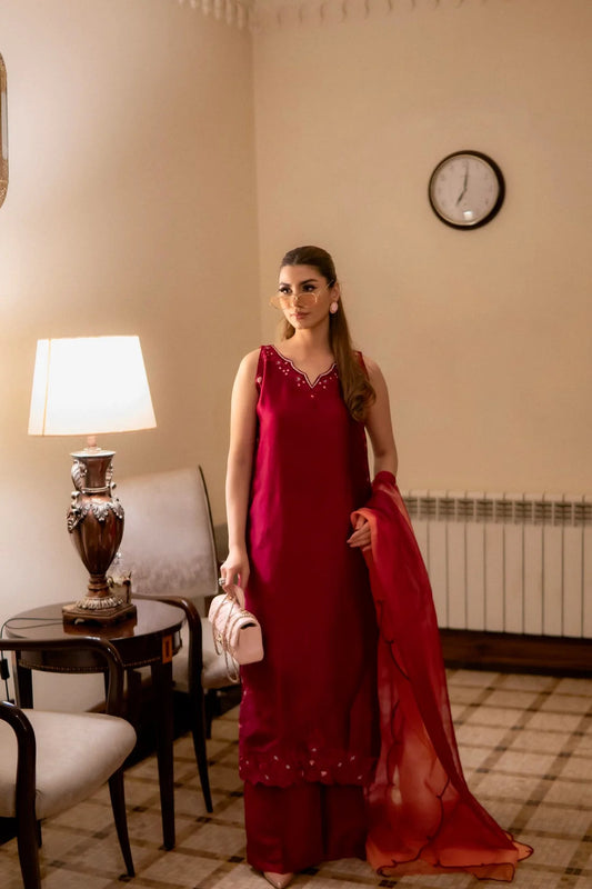 Maroon muse | New Arrivals | Zaman By MnM