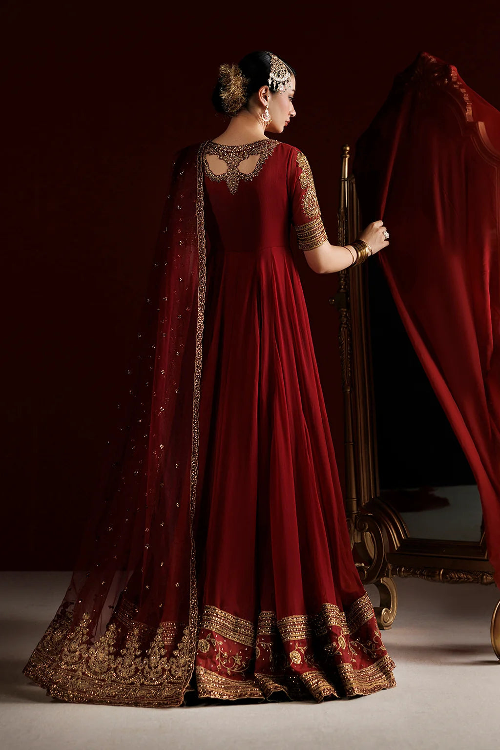 CC-111 Embroidered Chiffon | Semi Formals ‘26 | Iznik