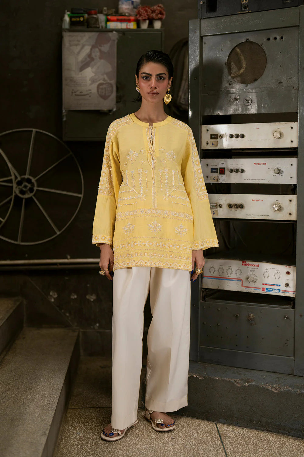 BRIGHT YELLOW | E0608/119/109 | Boho Look Book | Ethnc