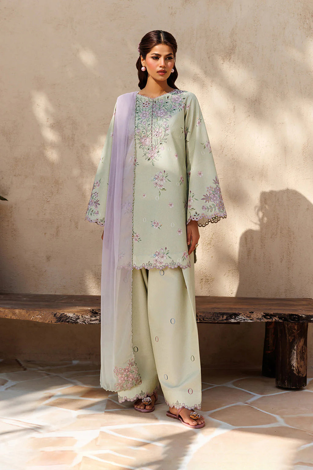 UE-665 Printed Lawn | Iznik