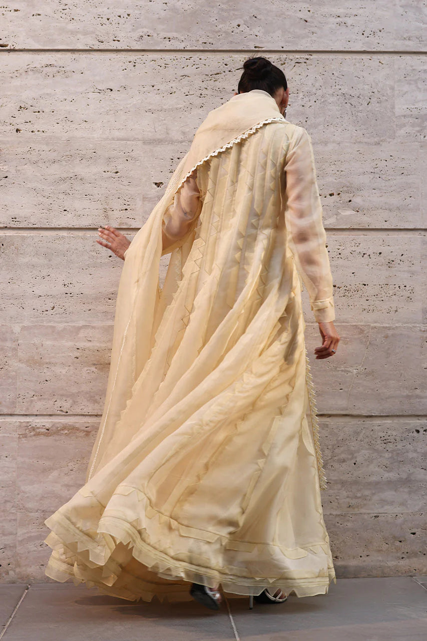 BELLE | Lulua | Nida Azwer