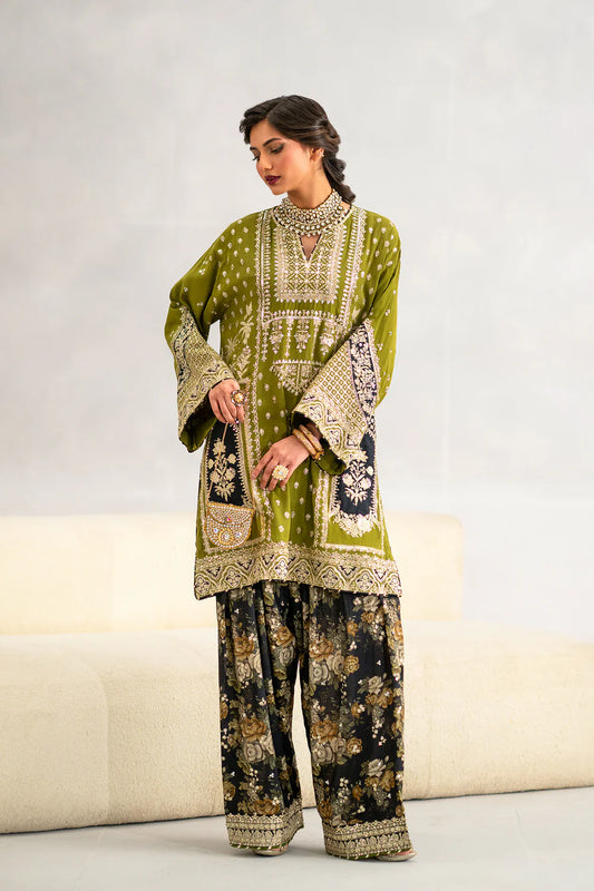 EMBROIDERED SUIT