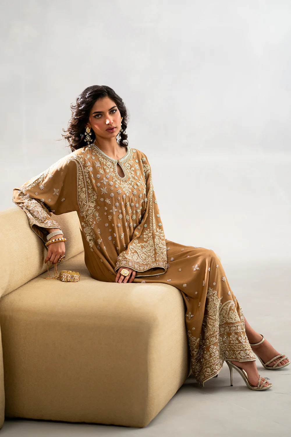 EMBROIDERED KAFTAN