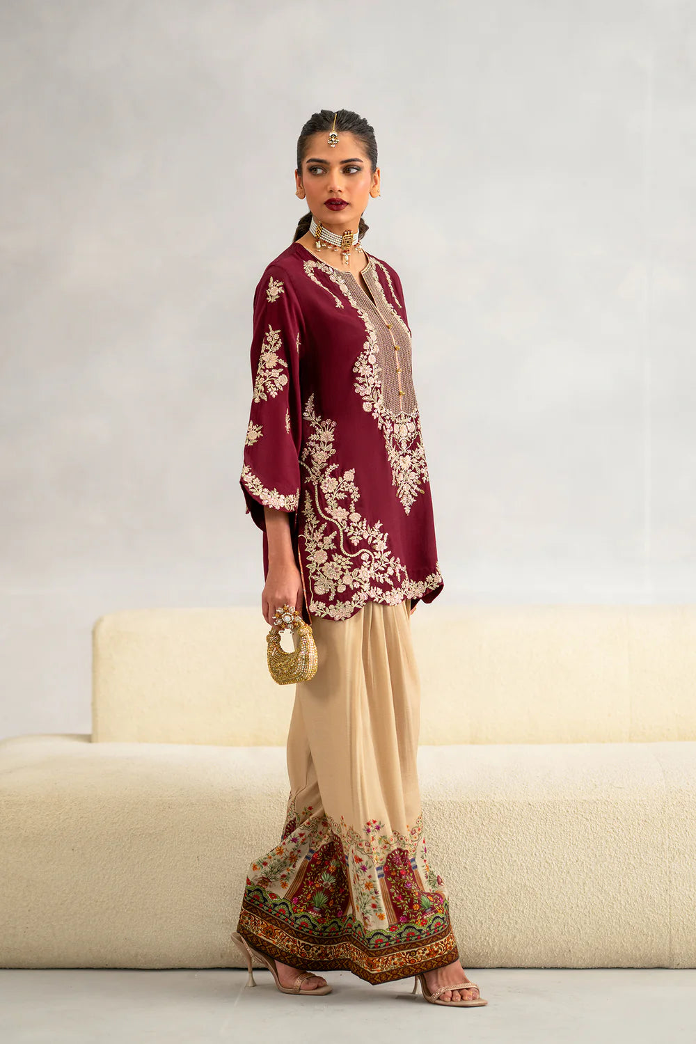 EMBROIDERED SUIT