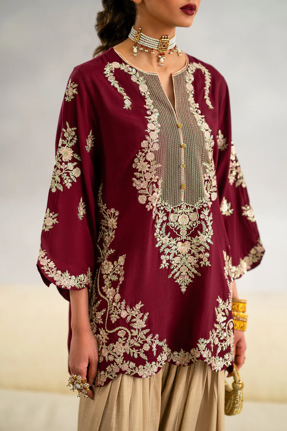 EMBROIDERED SUIT