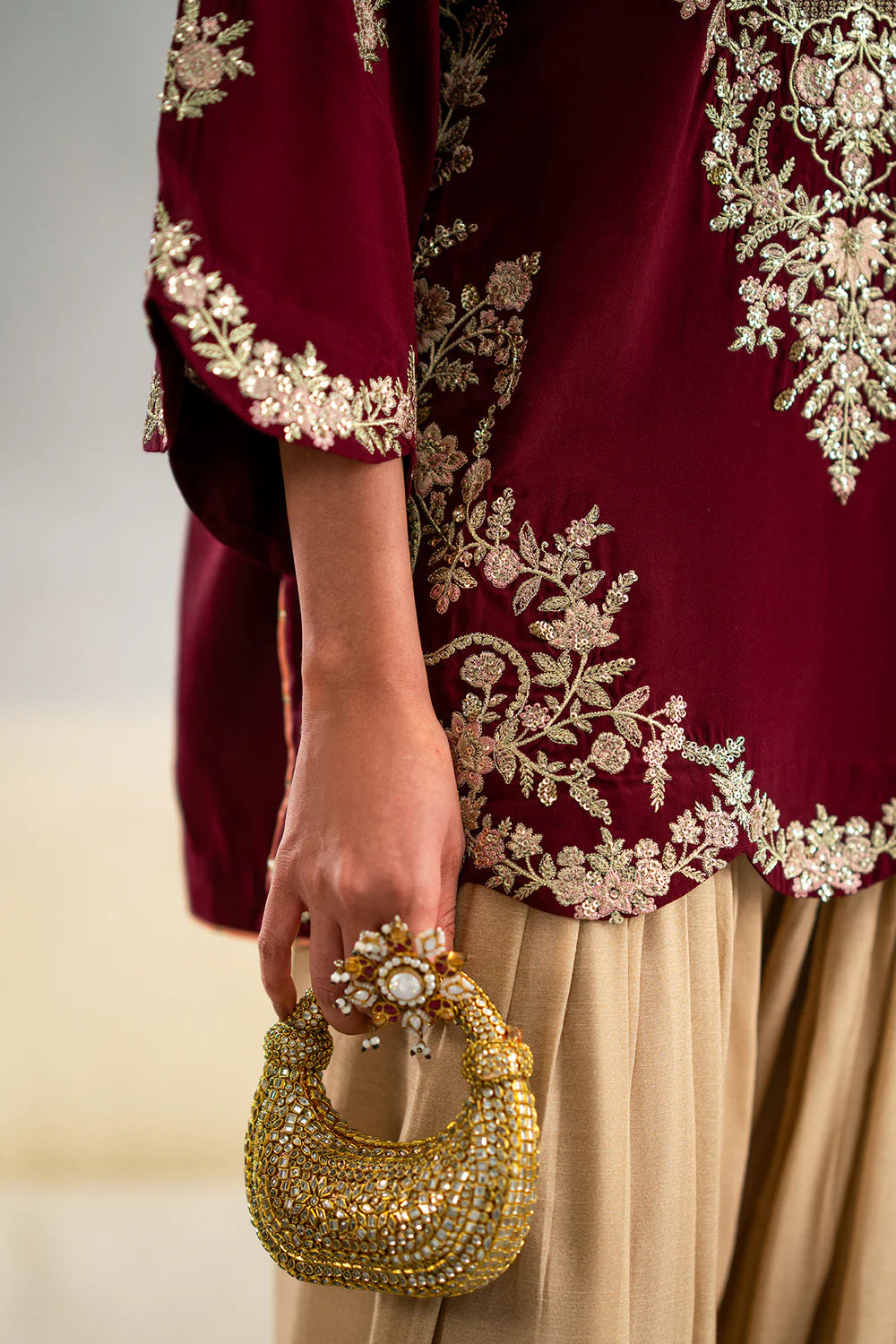 EMBROIDERED SUIT