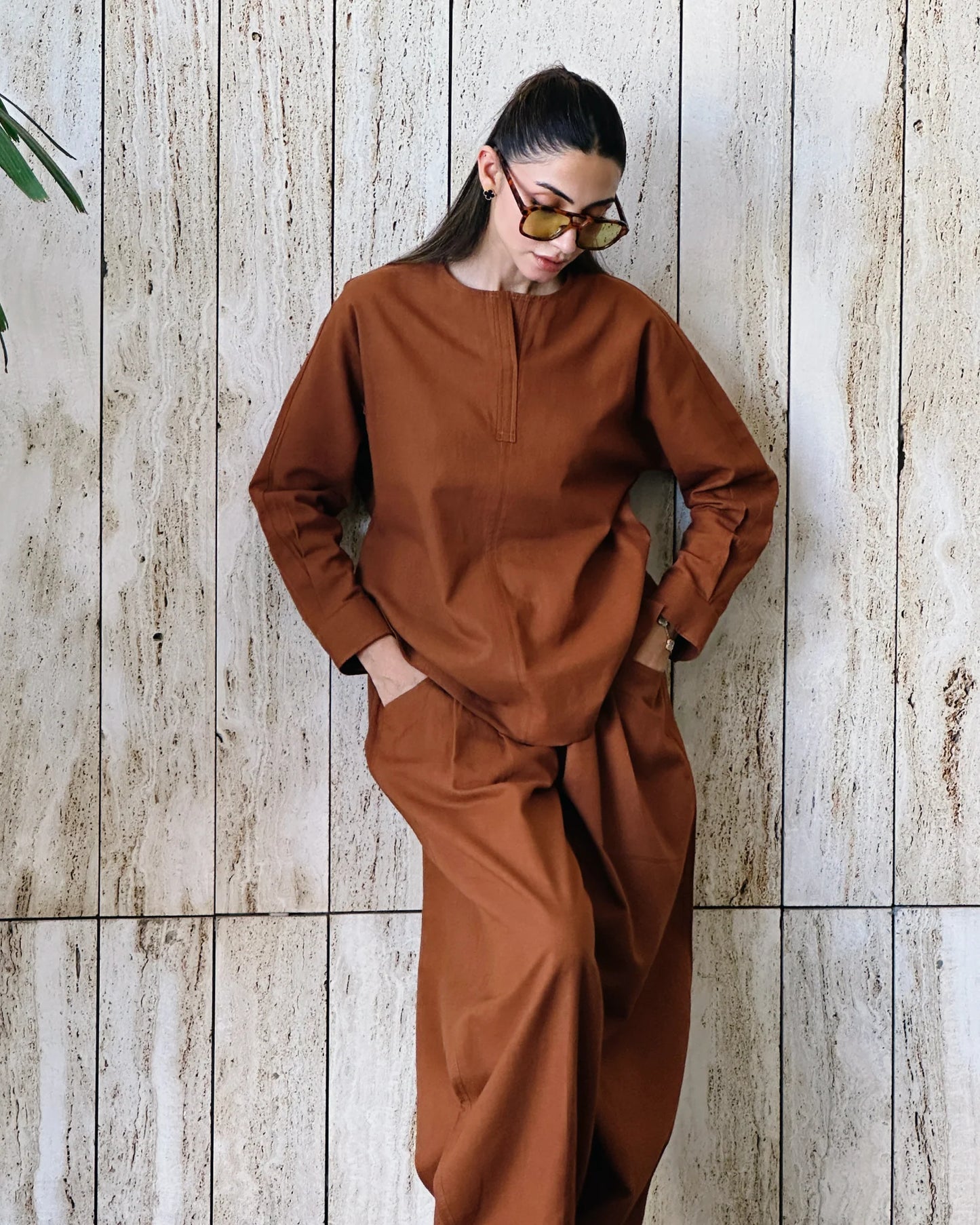 Lira Studio | Share Sienna Go To Set