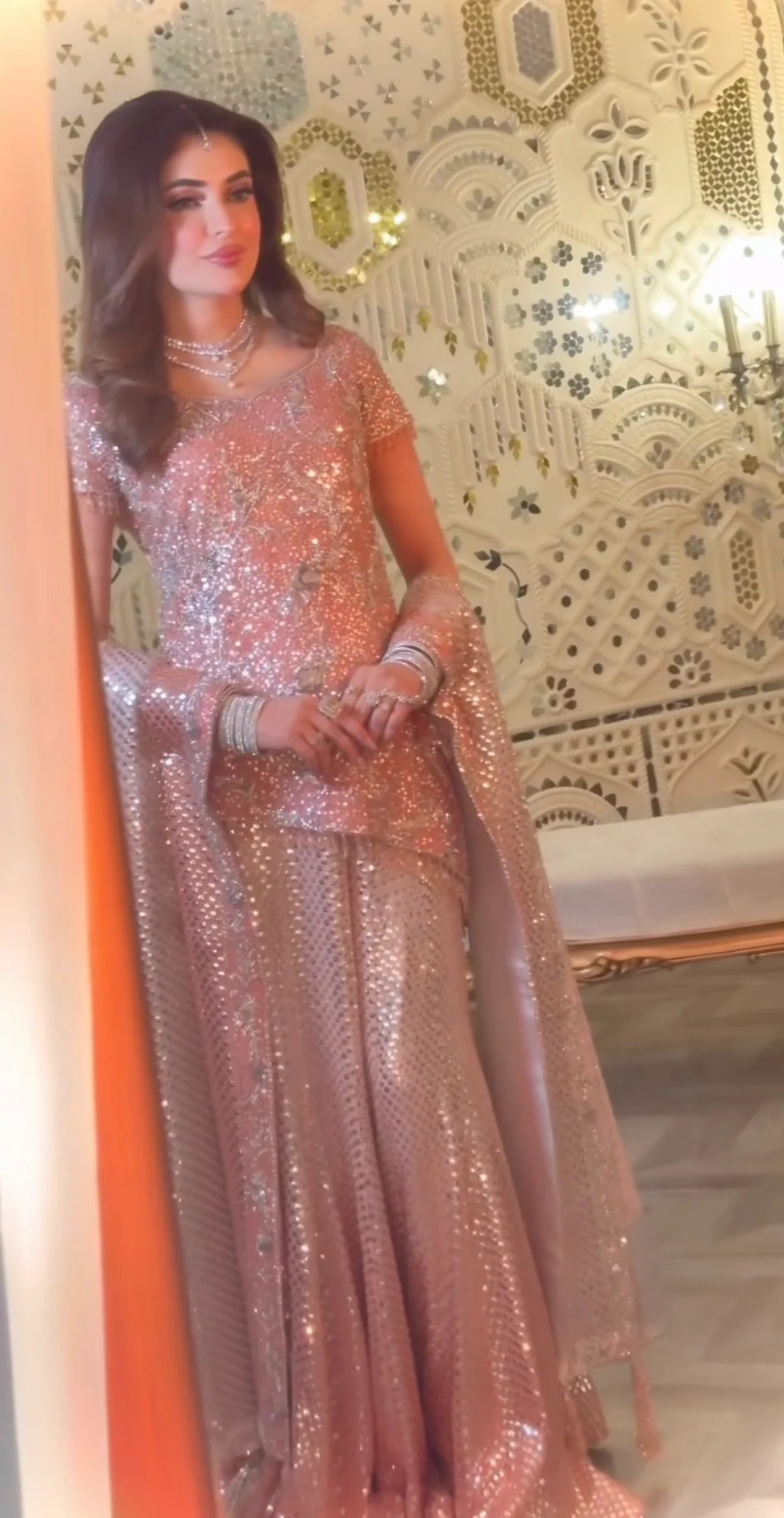 Velvet Crush | SILHOUETTE BY AW Regular