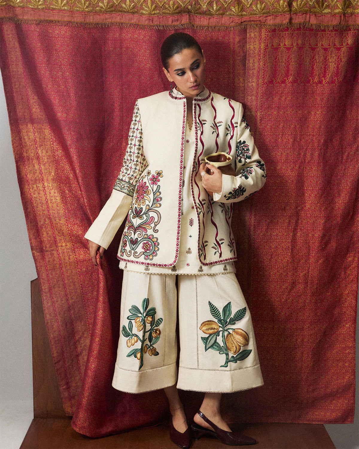 RASA SCARF | Khaddar Pret '26 | Jugnu Women