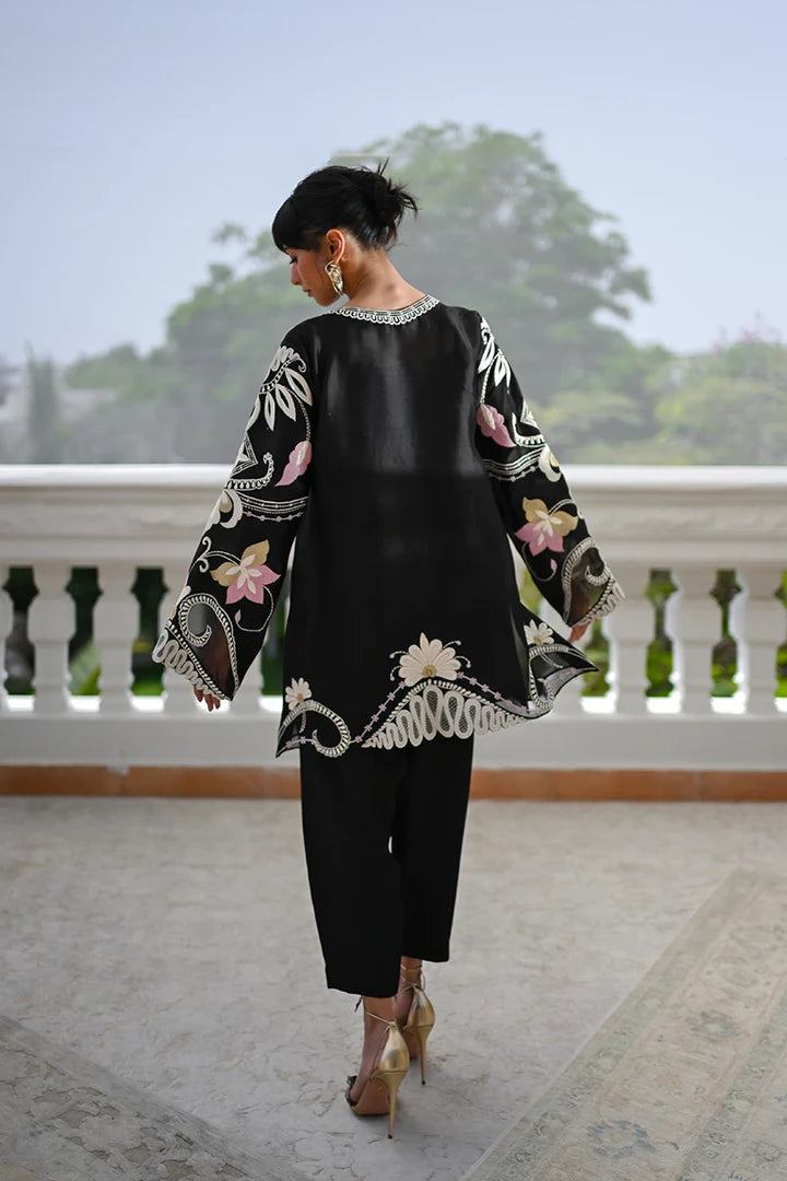 Pink Leaf | Luxe Edition '26 | Nadia Farooqui