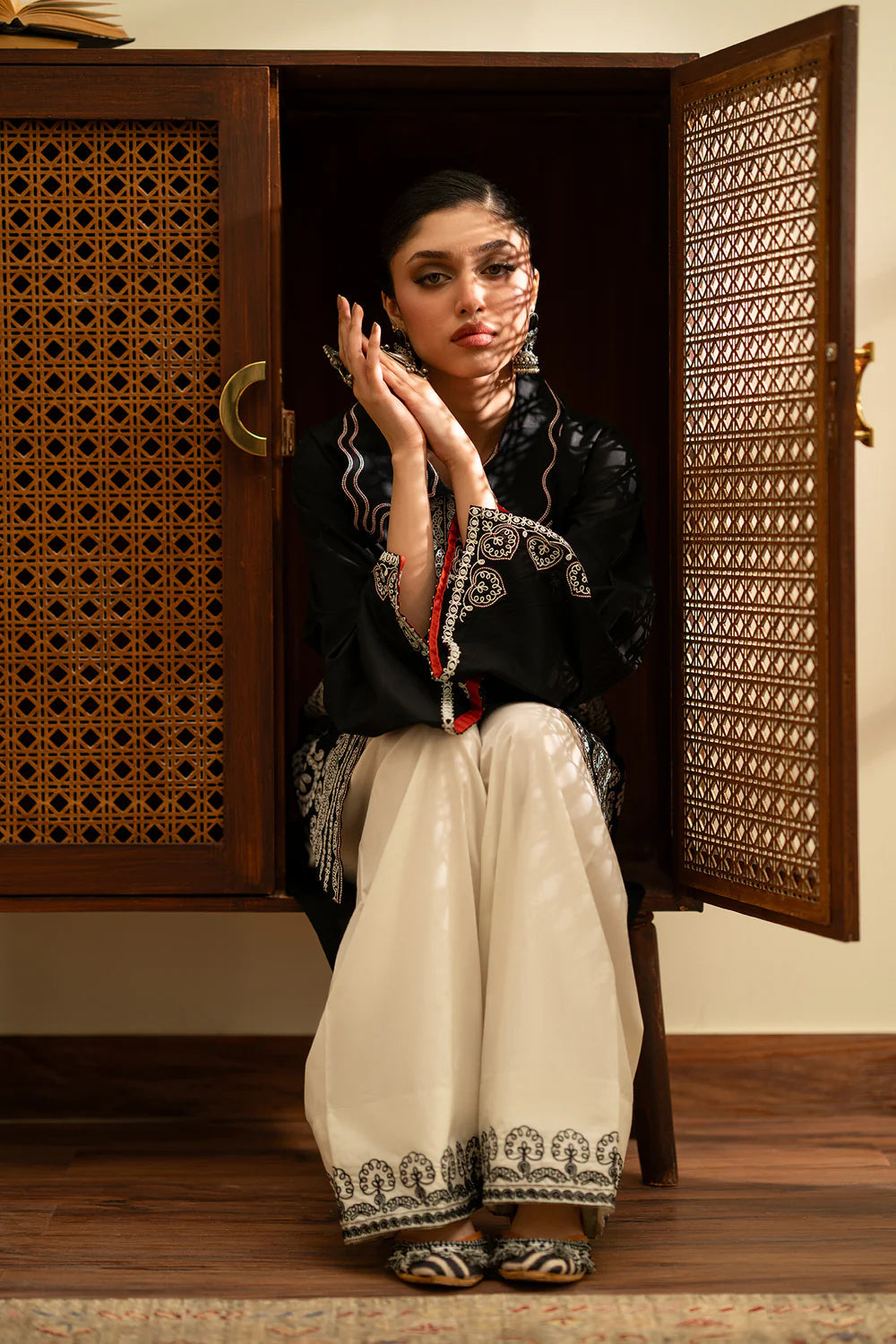JET BLACK | E4386/103/902 | Rozana Collection Summer '26 - Drop 2 | Ethnc