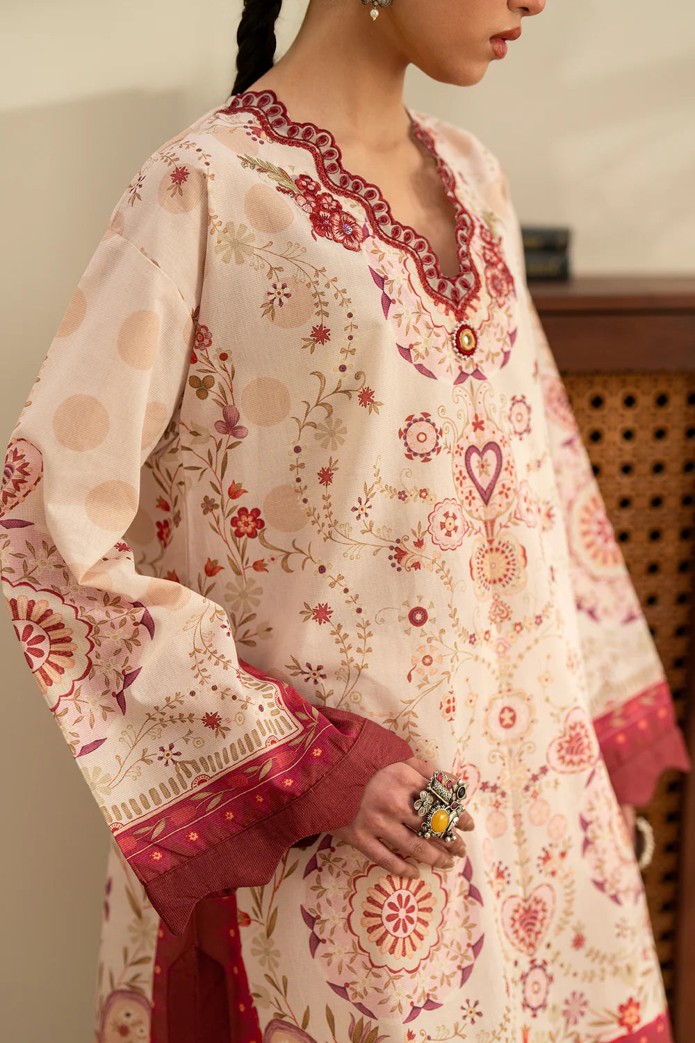 PALE CORAL | E4421/103/329 | Rozana Collection Summer '26 - Drop 2 | Ethnc