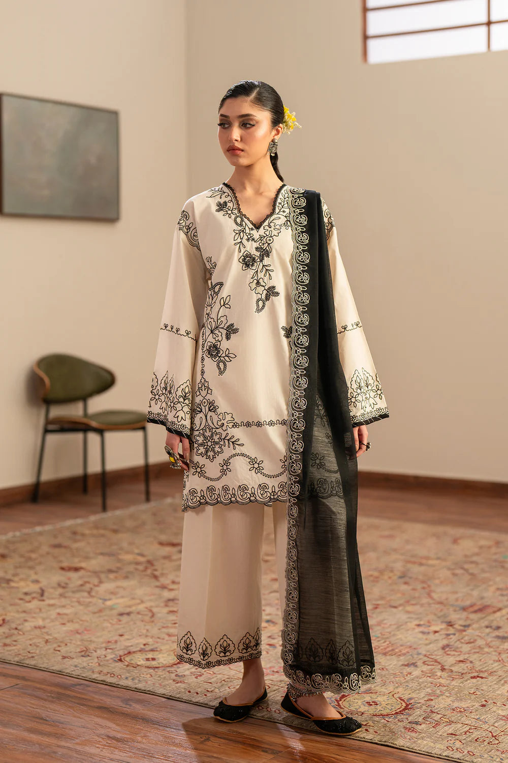 OFF WHITE | E4389/103/002 | Rozana Collection Summer '26 - Drop 2 | Ethnc (RTS