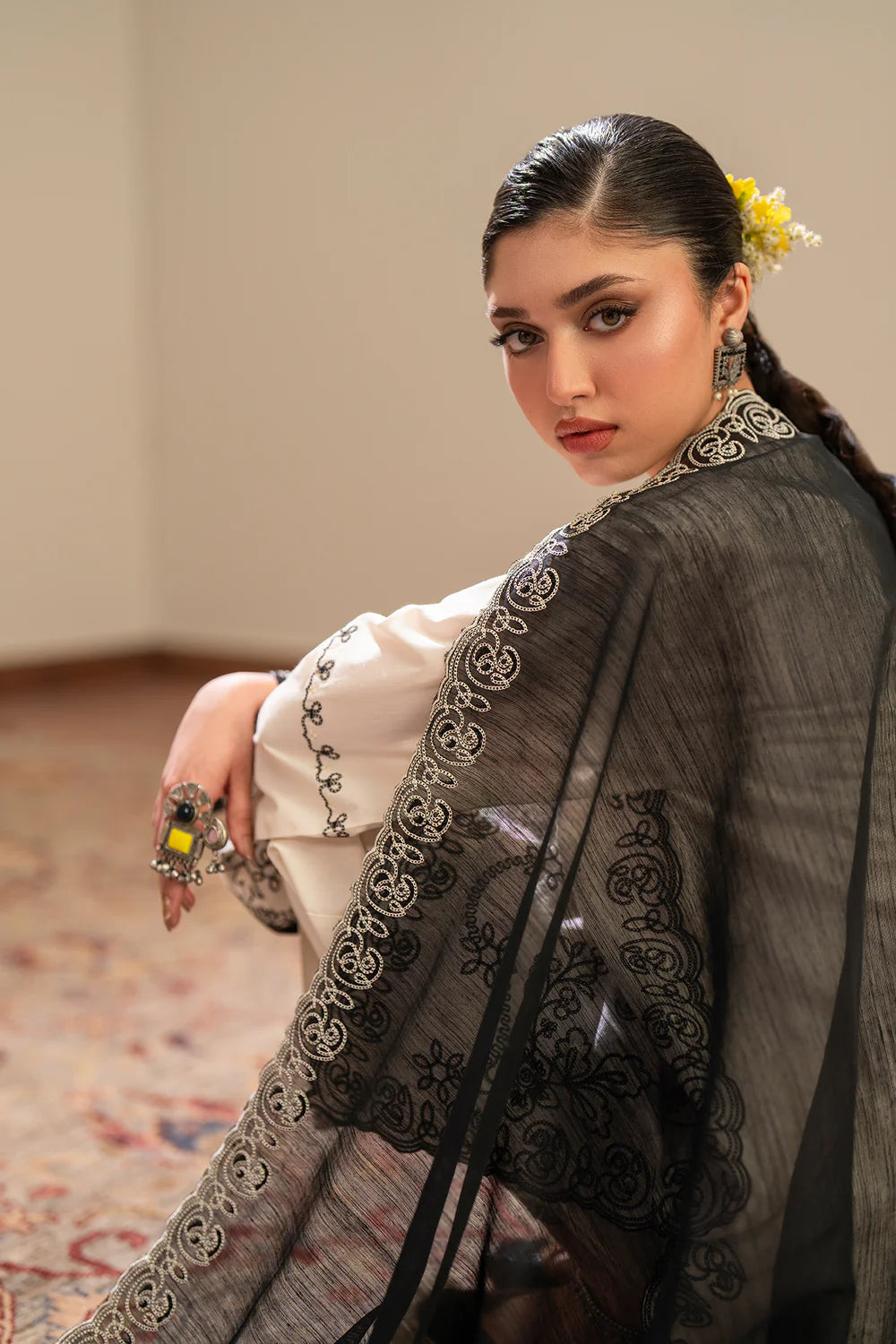 OFF WHITE | E4389/103/002 | Rozana Collection Summer '26 - Drop 2 | Ethnc (RTS