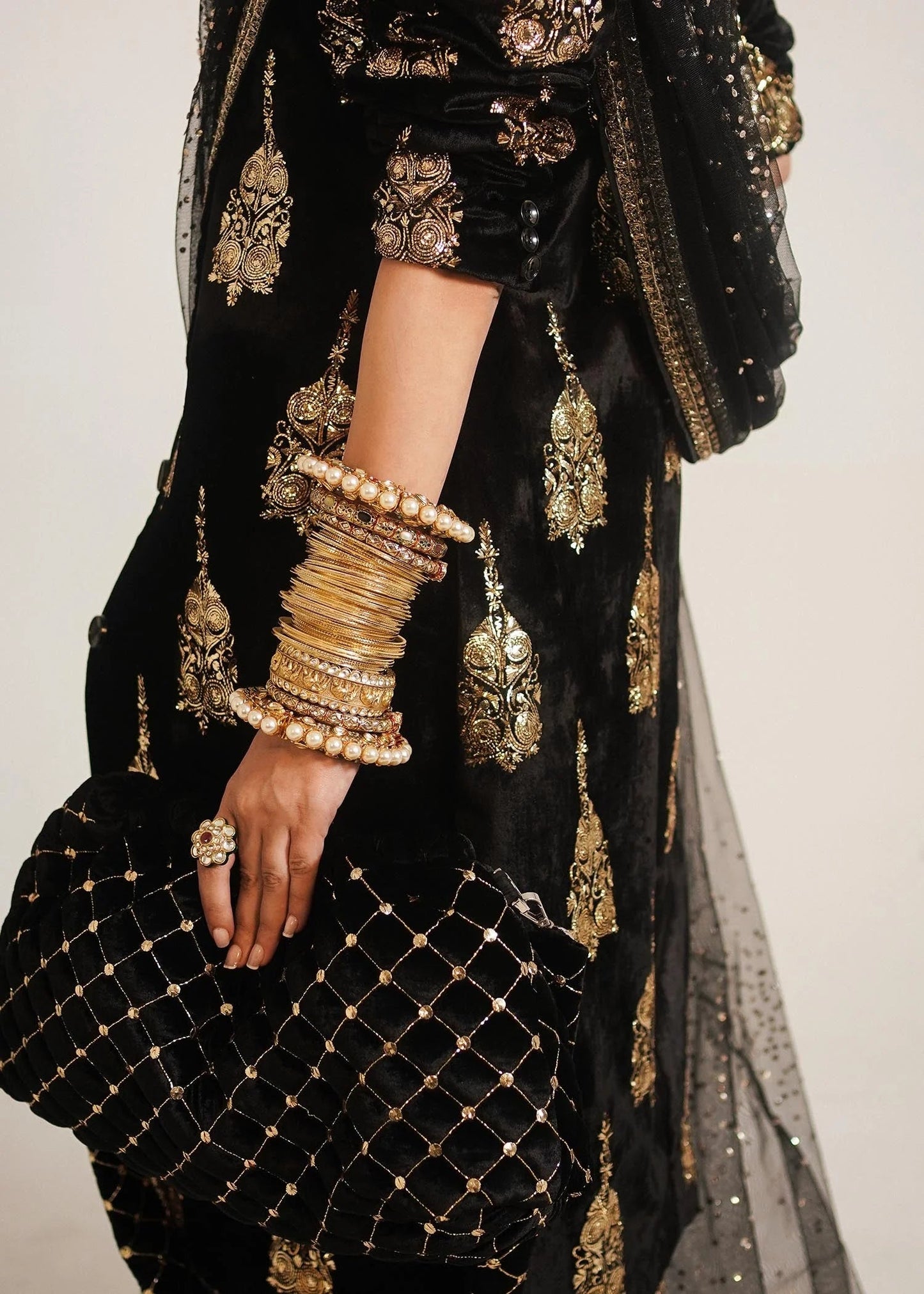 Saheda (Saree) | Hussain Rehar
