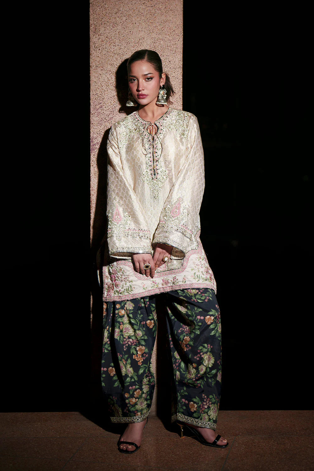 OFF WHITE | E1014/104/002 | Boutique Collection SS '26 Drop I | Ethnc
