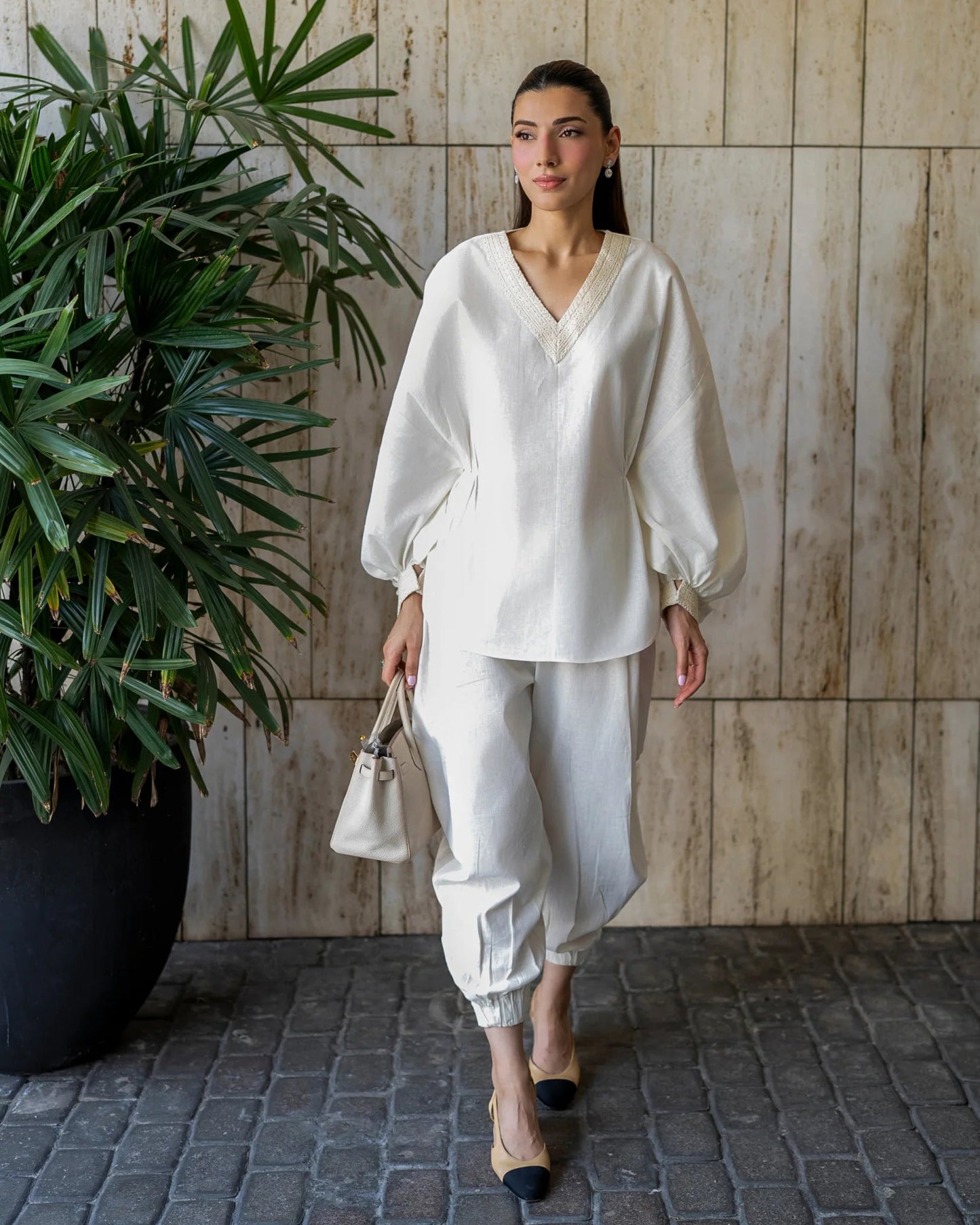 Cream Crisp Set | LIRA Regular