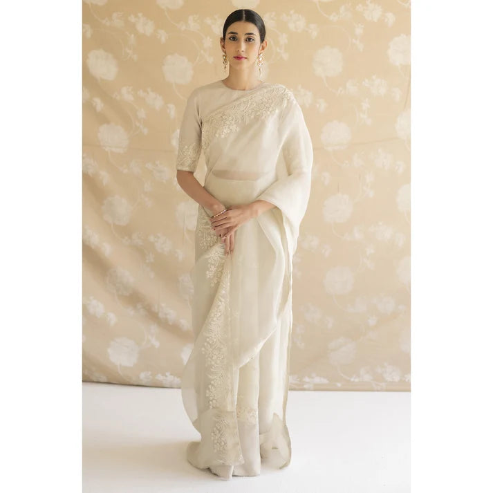 IVORY SAREE | NARGIS | DYOT