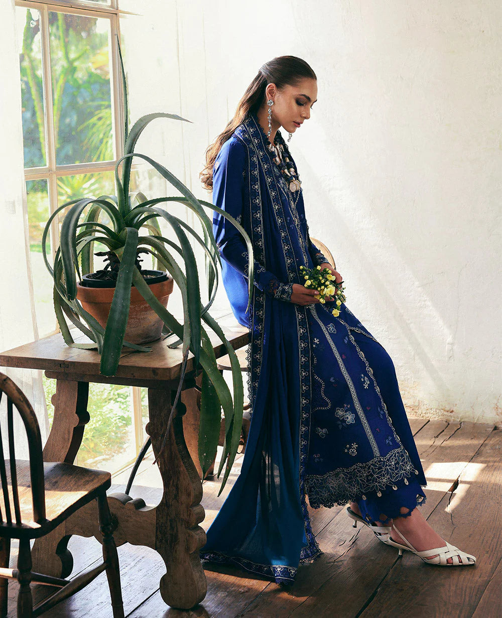 Republic Womenswear | M-142