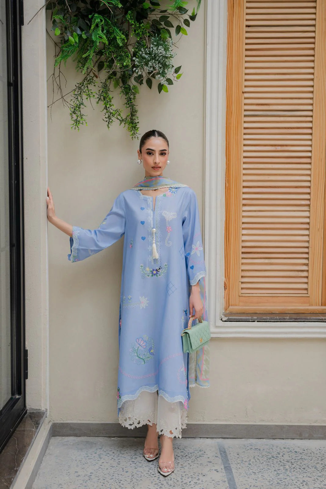 CUPID (B) Barae Khanom