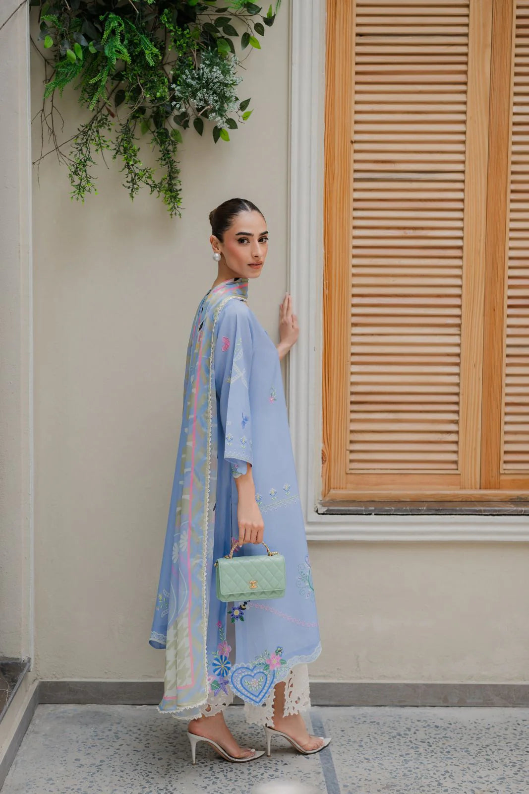 CUPID (B) Barae Khanom