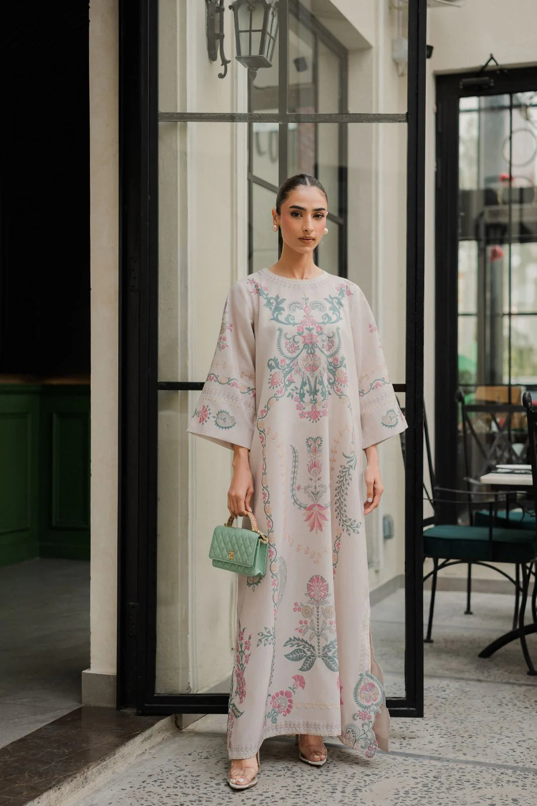 FILA (B) Barae Khanom