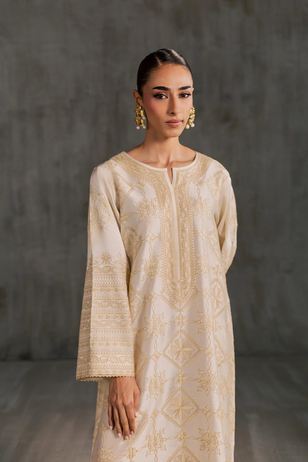LUSTRE (B) Barae Khanom - Aura '26