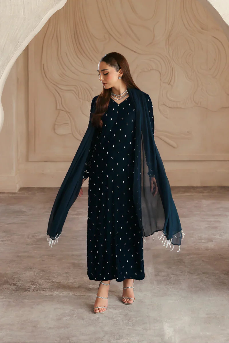 RV-02 | REVEUSE | VANYA