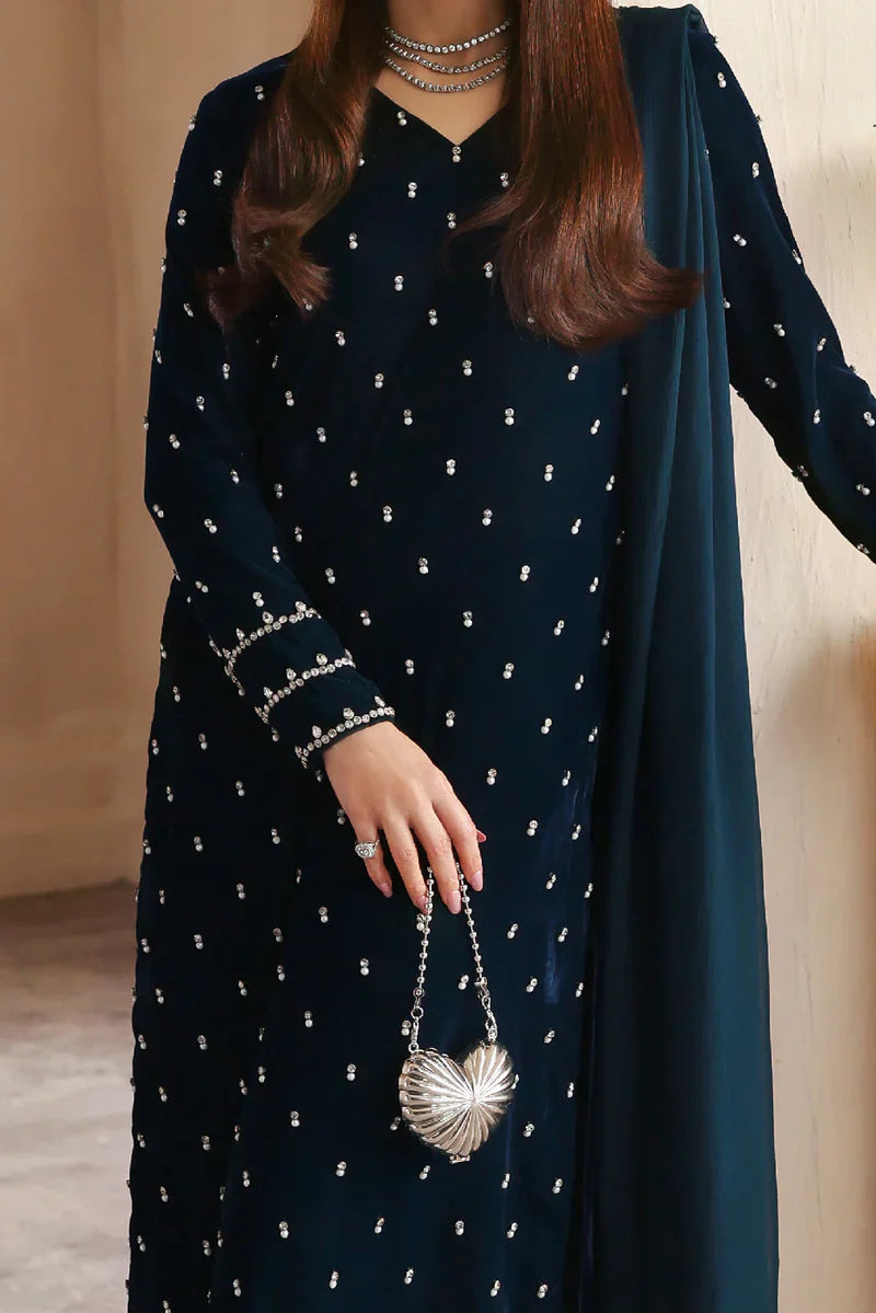 RV-02 | REVEUSE | VANYA