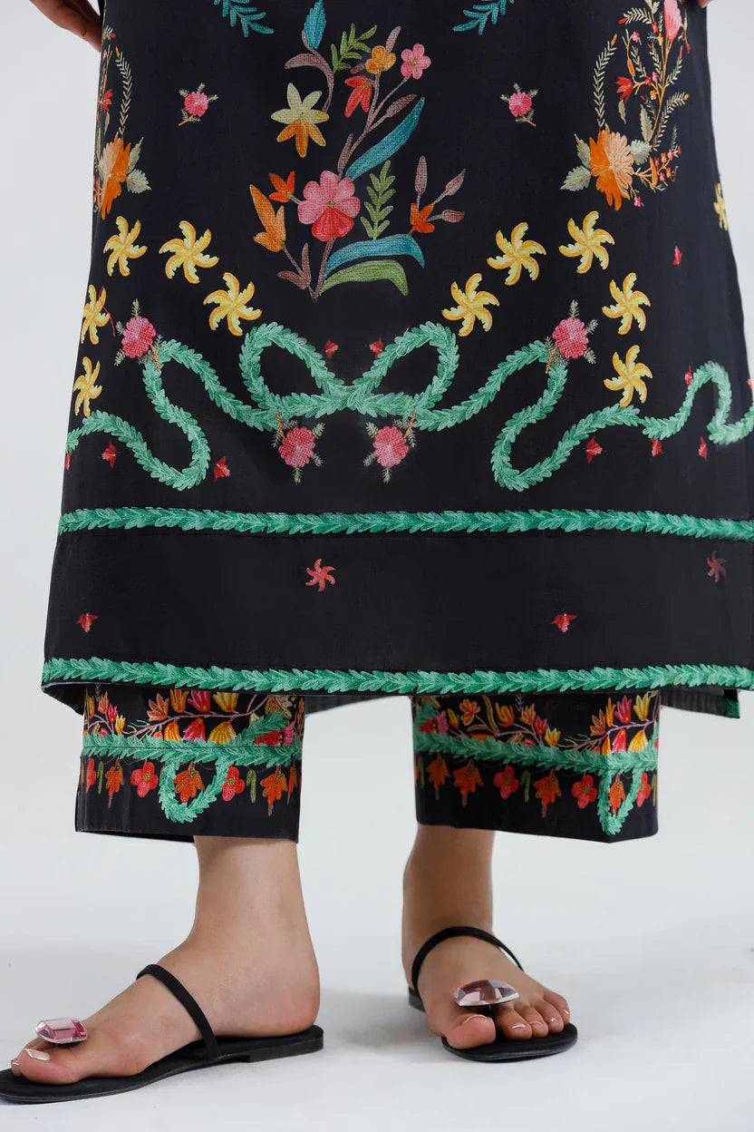 Sana Safinaz Eid Edit '26 - Stitched Embroidered Muzlin Suit | Ss26muz118bp3