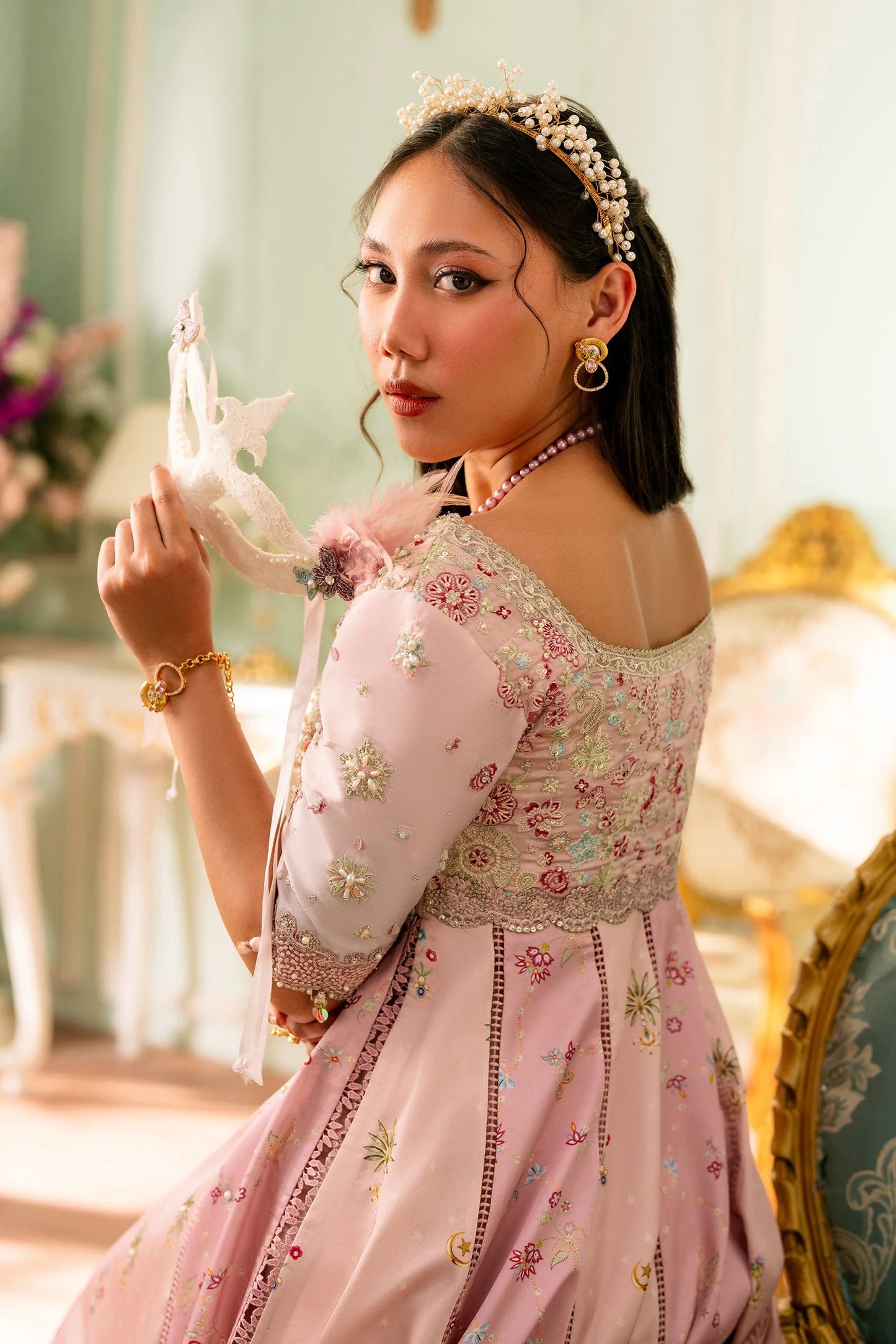 QSL-04 LARA Qalamkar - Luxe Silk '26