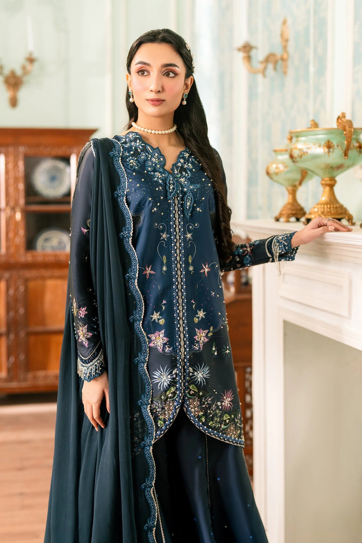 QSL-06 NERINA Qalamkar - Luxe Silk '26