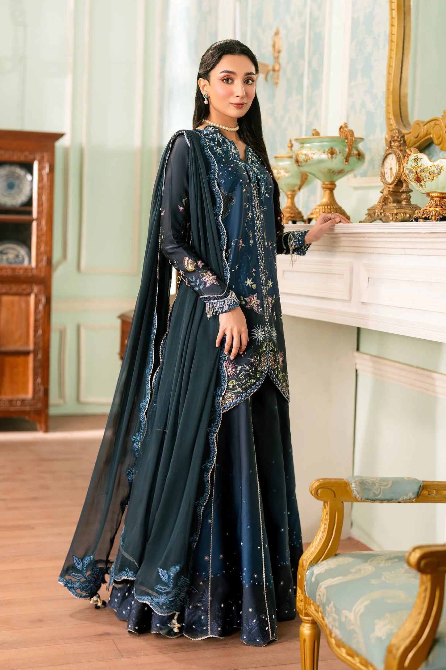 QSL-06 NERINA Qalamkar - Luxe Silk '26