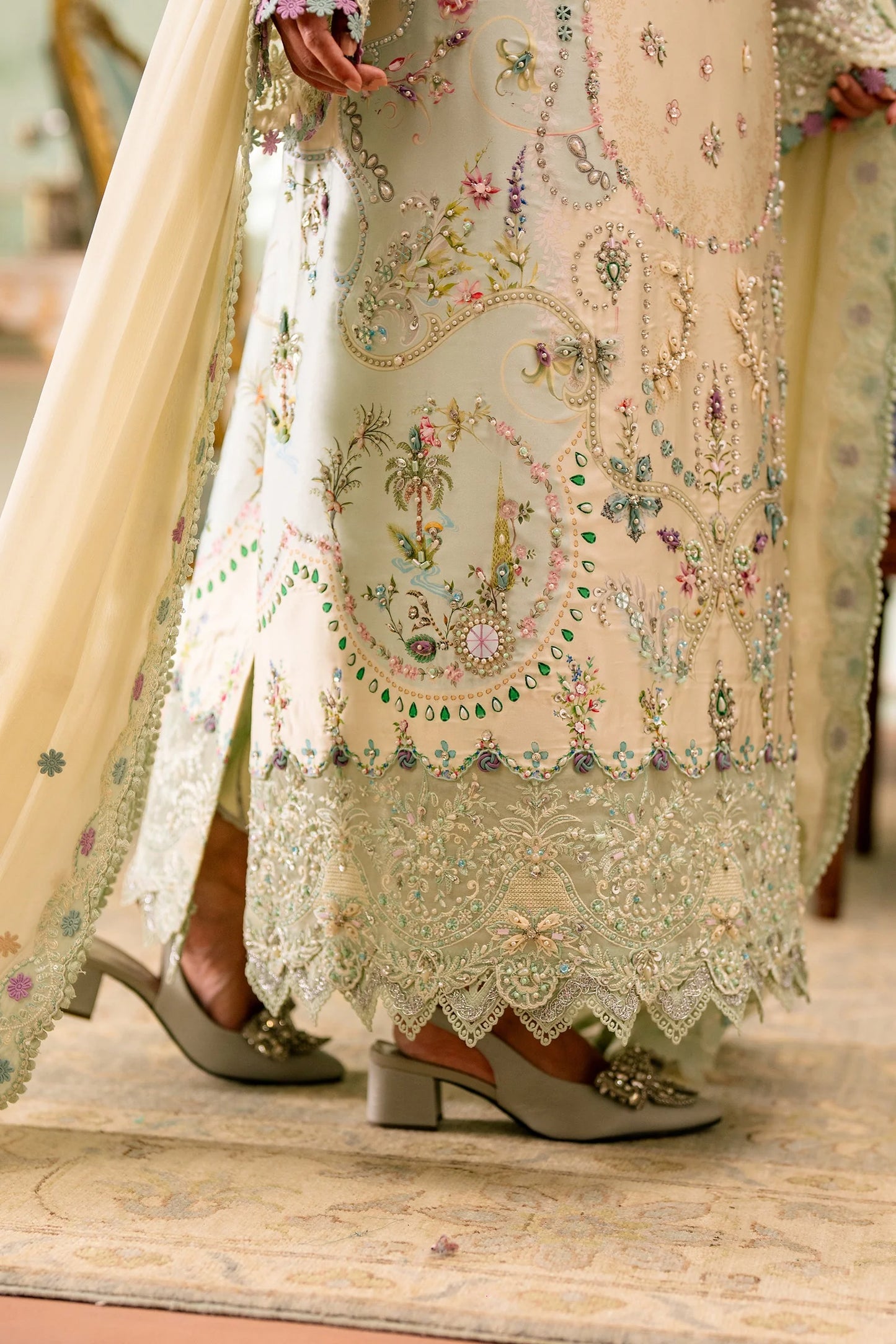 QSL-01 AZURE Qalamkar - Luxe Silk '26
