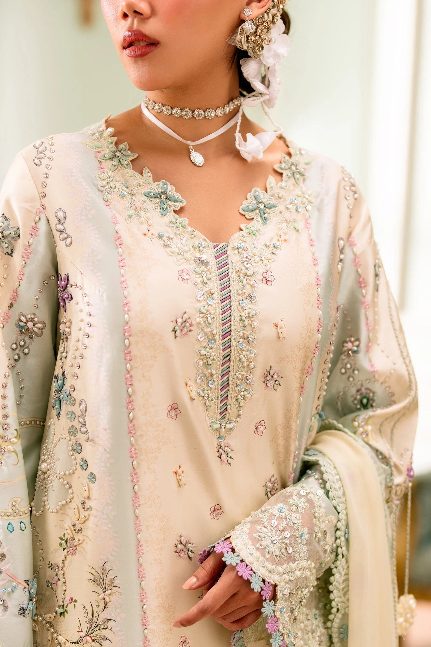 QSL-01 AZURE Qalamkar - Luxe Silk '26