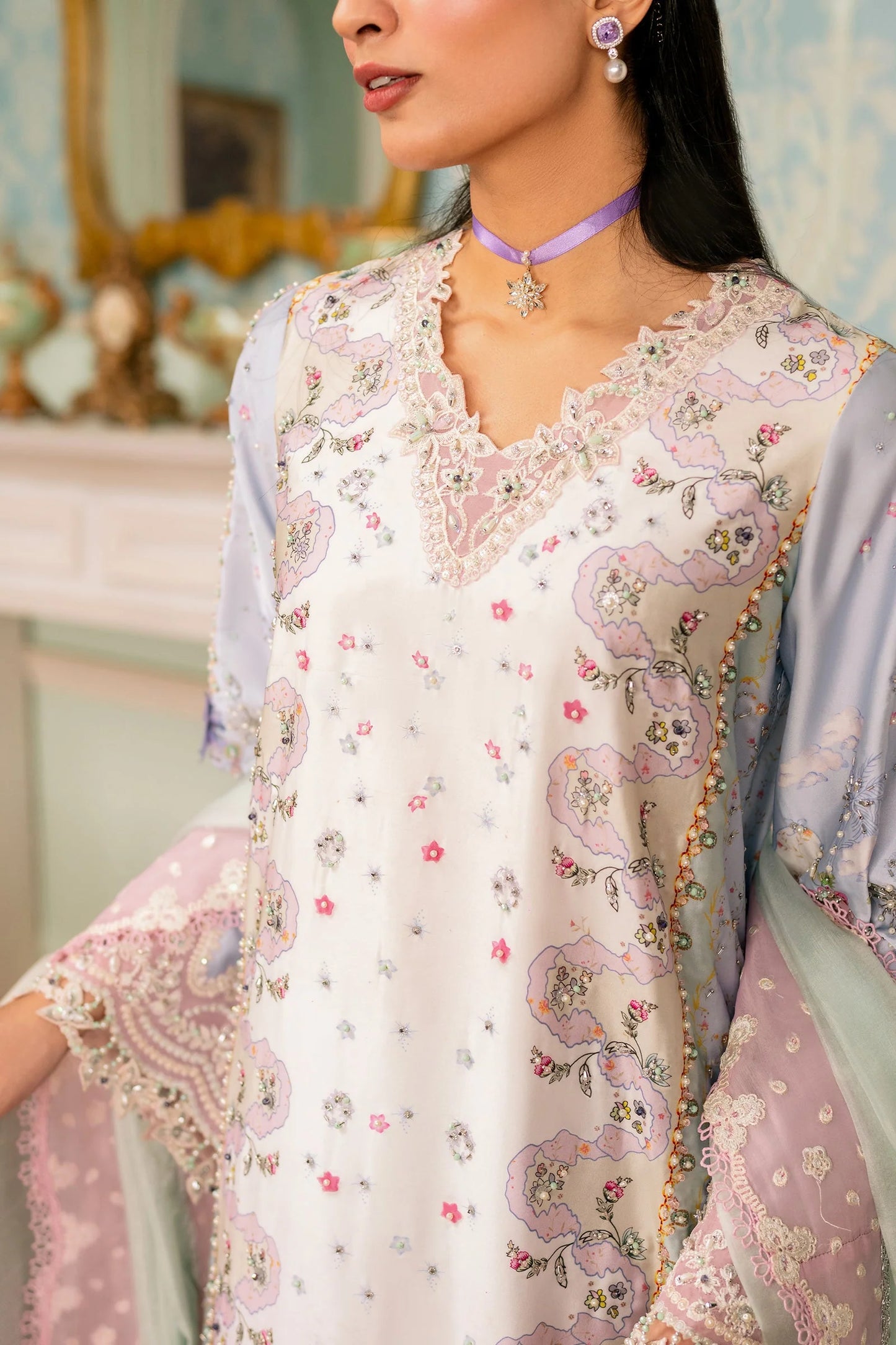 QSL-05 AKARI Qalamkar - Luxe Silk '26
