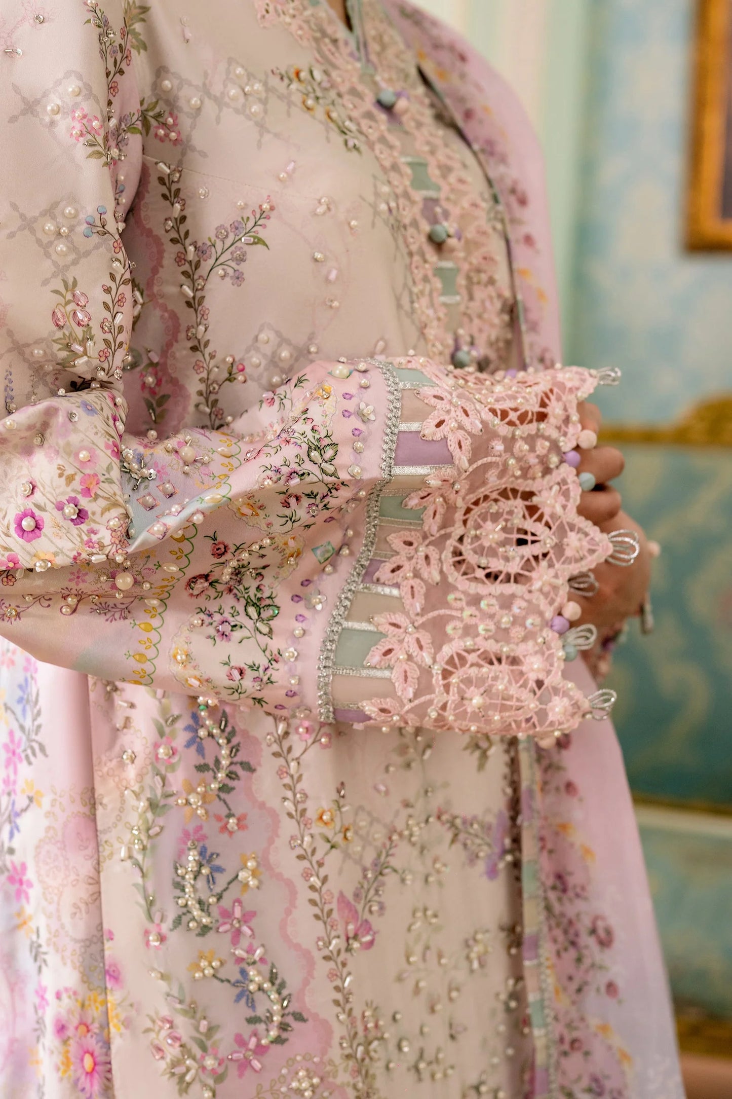 QSL-02 CALISTA Qalamkar - Luxe Silk '26