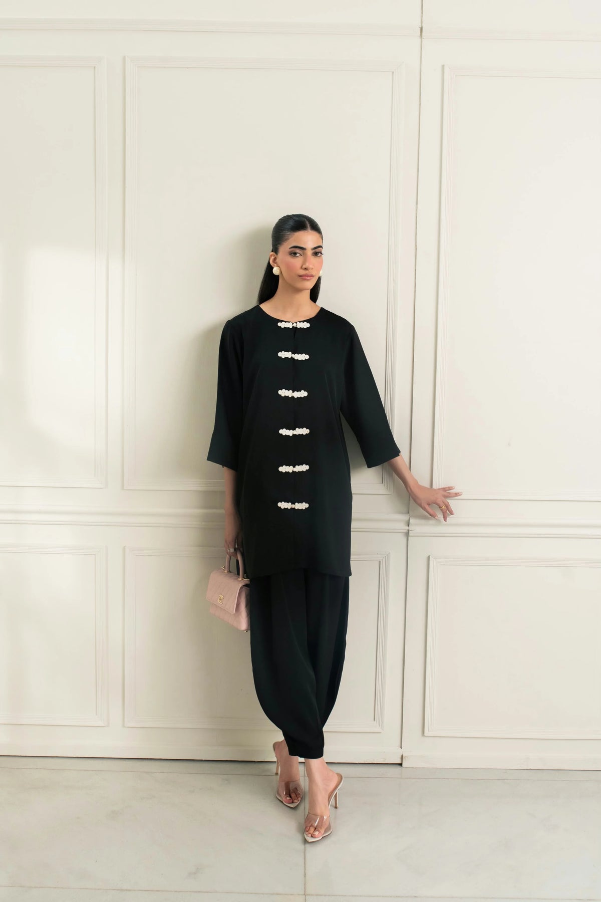Barae Khanom Timeless Series Drop II '26 - Akira Set